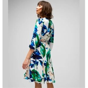 WHBM Floral Flowy 3/4 Sleeve Belted Dress Size 6